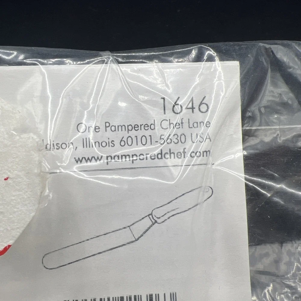 Pampered Chef  Large Spreader #1646 Discontinued New in Sealed Bag 13